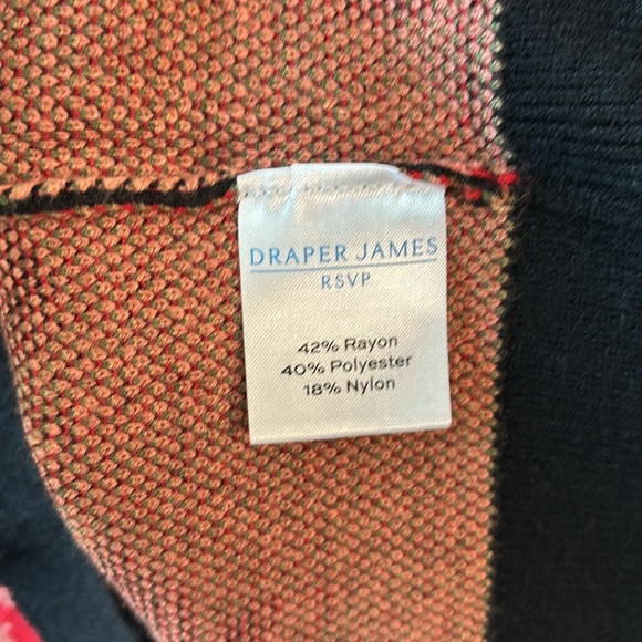NEW! Draper James Rose Floral Cardigan Sweater Size Small Gold Buttons - Picture 7 of 9
